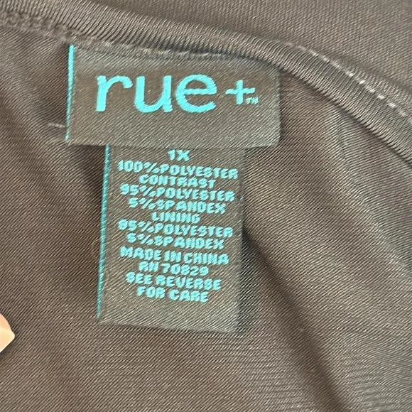 Women's Rue 21 Rue+ Black Sequin Patterned Tank Top Size 1X Like-New Condition - Picture 8 of 9